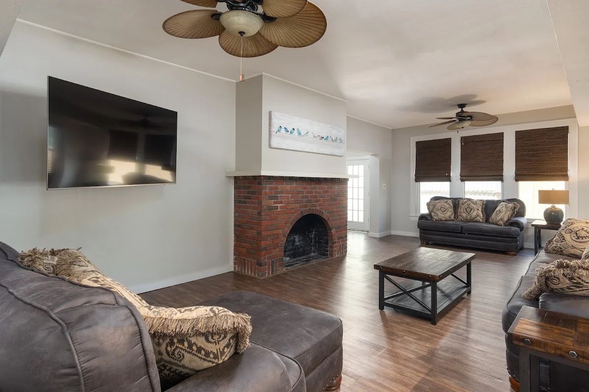 Bay Area Recovery Center – Men’s Inpatient in Dickinson